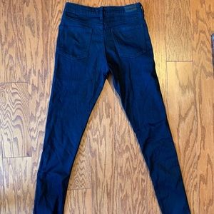 Dark wash never been worn courtshop denim